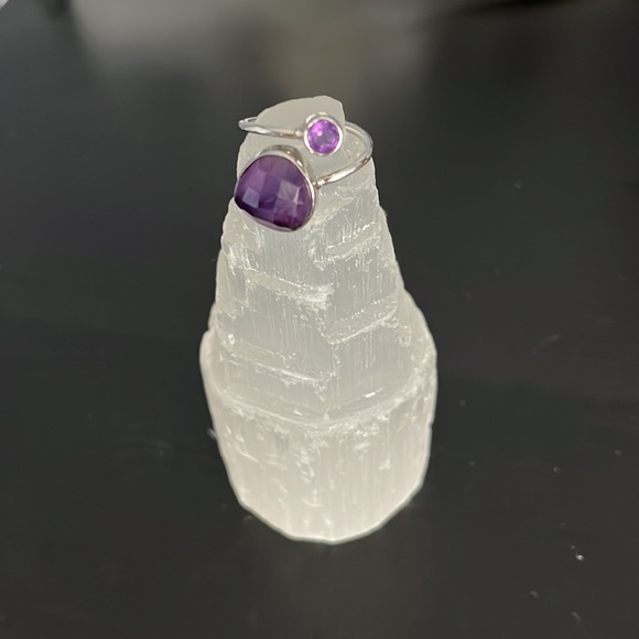 .925 sterling silver and amethyst ring - Picture 2 of 5